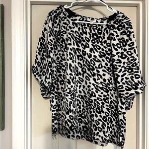 Black and White Leopard Print Women's Top